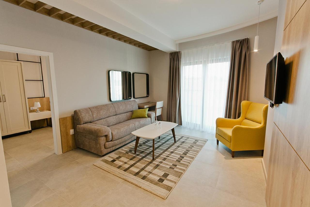 Hotel Hills อุลซิน ภายนอก รูปภาพ
