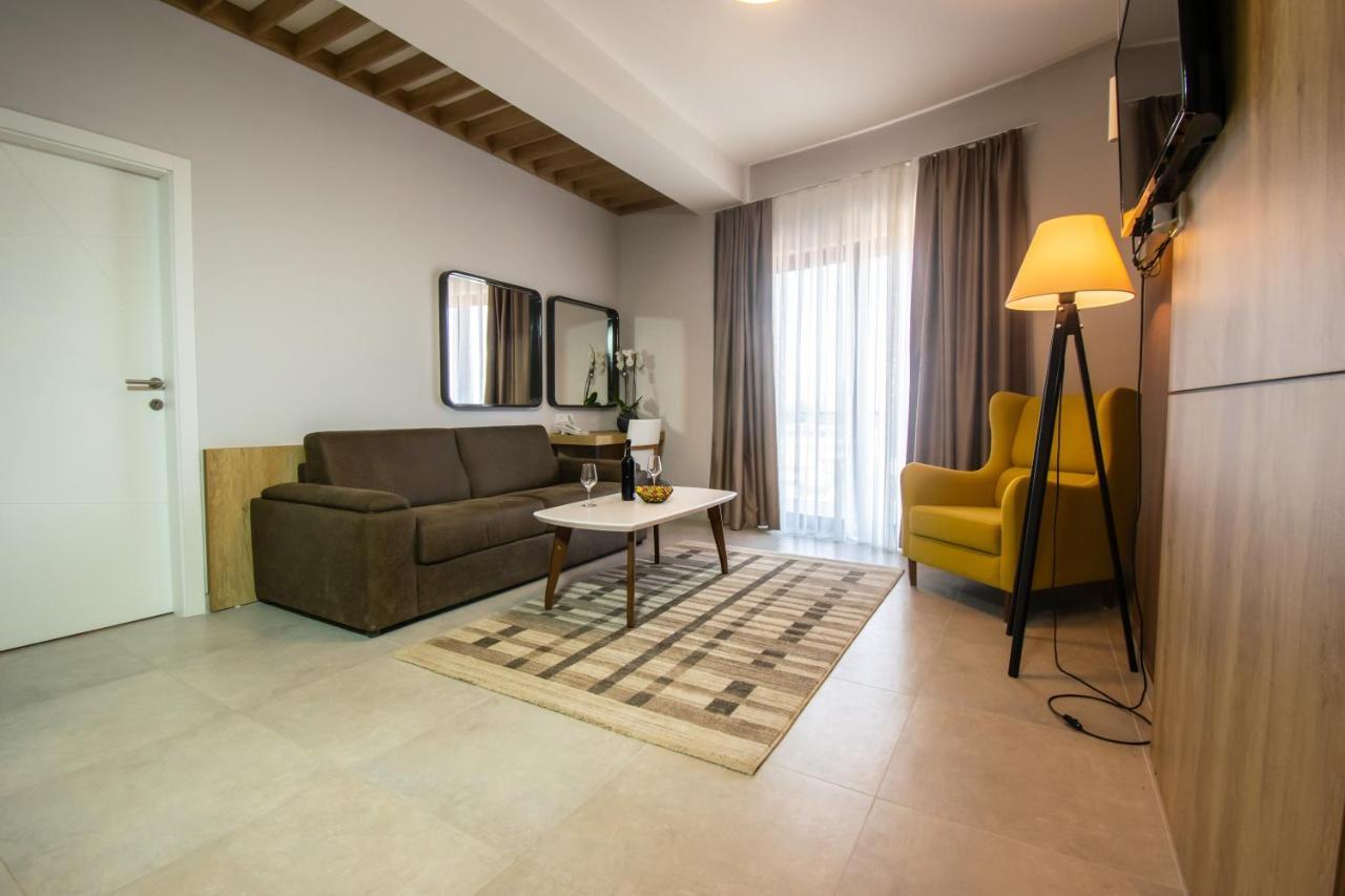 Hotel Hills อุลซิน ภายนอก รูปภาพ